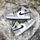 Nike Air Jordan 1 Mid Light Smoke Grey Light Smoke Grå/Sort-Hvid 554724 092 Dame/Herre